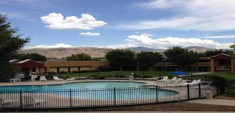Ramada By Wyndham Salt Lake City North Temple Eksteriør bilde